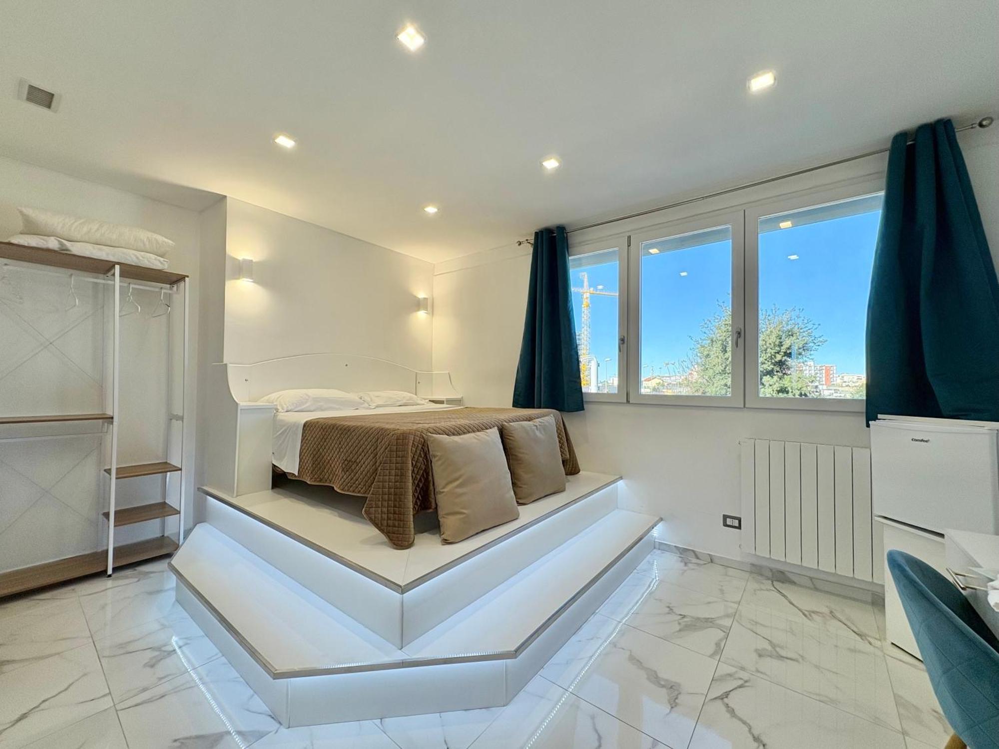 Romano'S Luxury Stay B&B Bari Kültér fotó